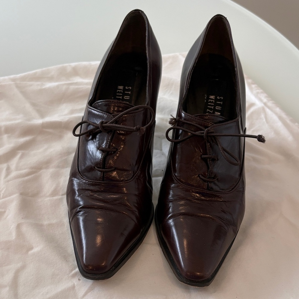 Stuart Weitzman Dark Brown Leather Laced Oxford Heels